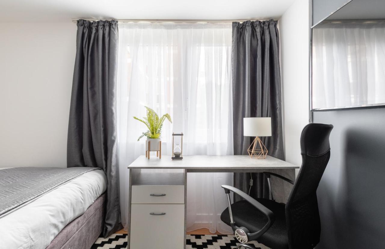Spacious And Modern 4 Bed Apartment Next To Borough Station Londra Esterno foto