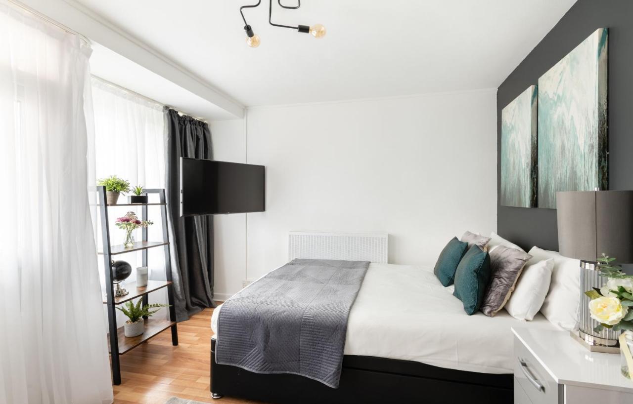 Spacious And Modern 4 Bed Apartment Next To Borough Station Londra Esterno foto